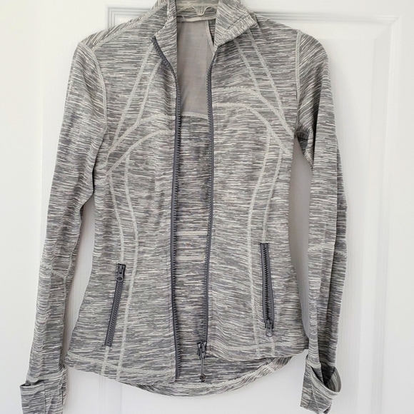 LULULEMON GREY TWO TONED SWEATER ZIP UP - Picture 1 of 2